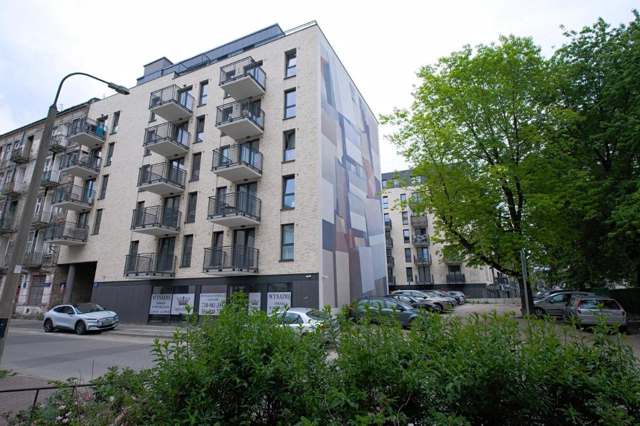 شقة 2Br Apt Strzelecka 24 With Balcony وارسو المظهر الخارجي الصورة